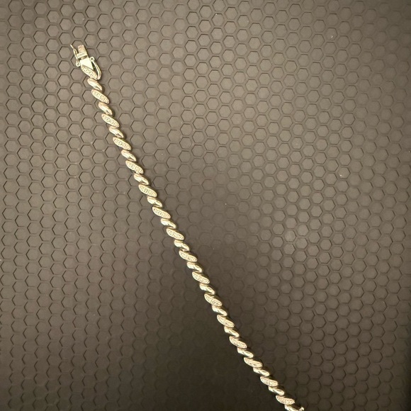 925 China sterling silver women’s bracelet Push/Slide Lock CZ Accents 8inch 16g - Picture 6 of 6